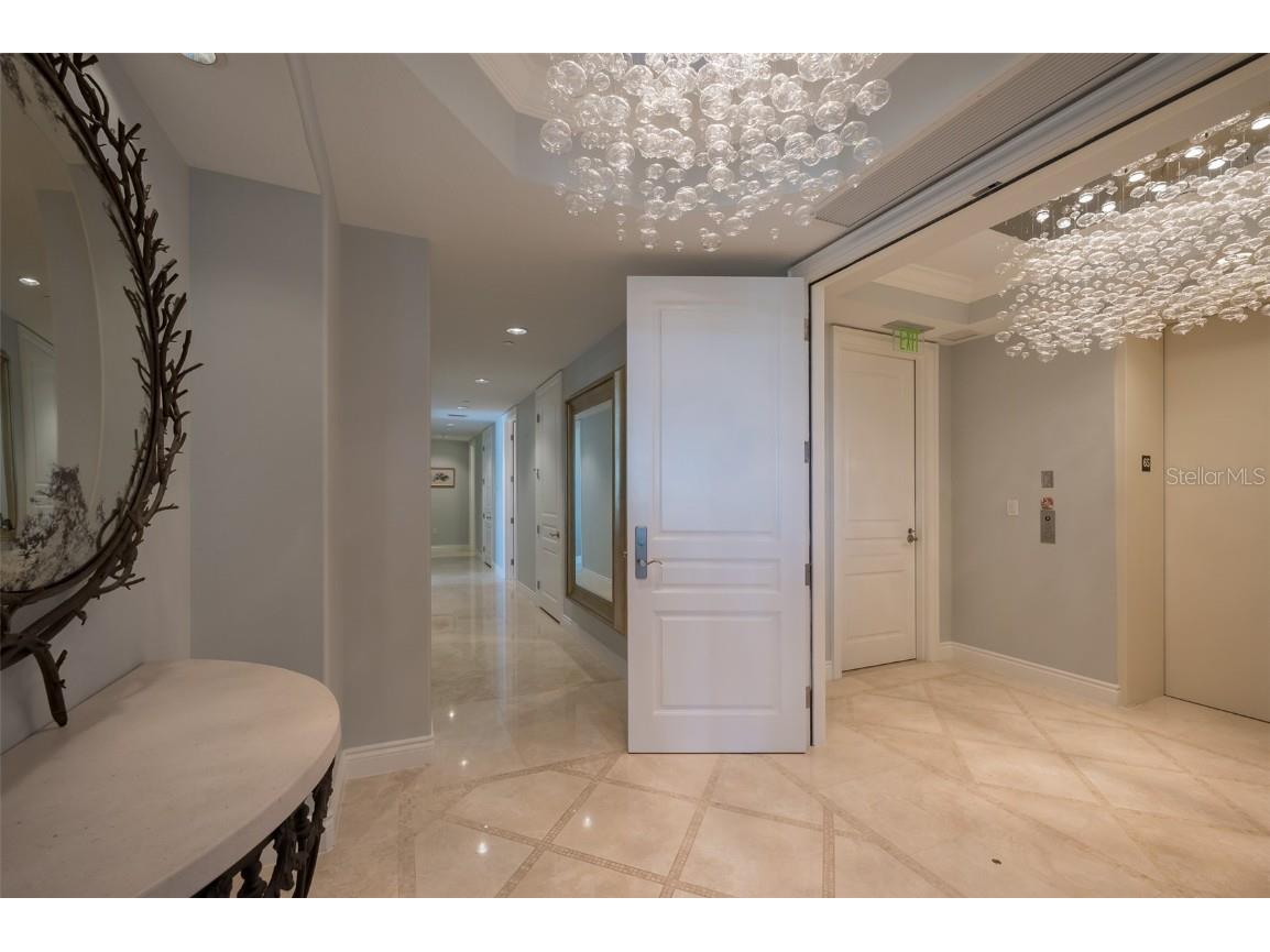 2050 Benjamin Franklin Drive #A601 Sarasota FL 34236 - GULF /SARASOTA BAY A4668936 image5