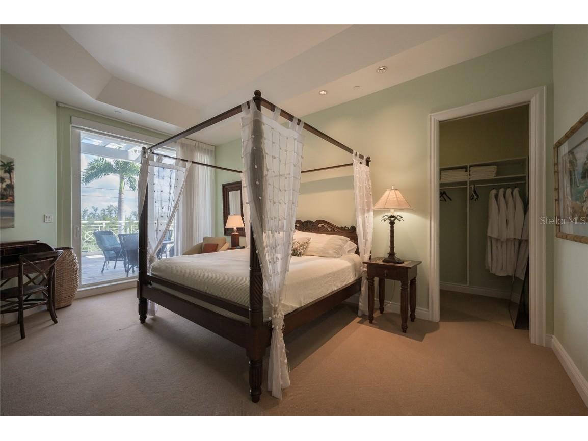 2050 Benjamin Franklin Drive #A601 Sarasota FL 34236 - GULF /SARASOTA BAY A4668936 image57