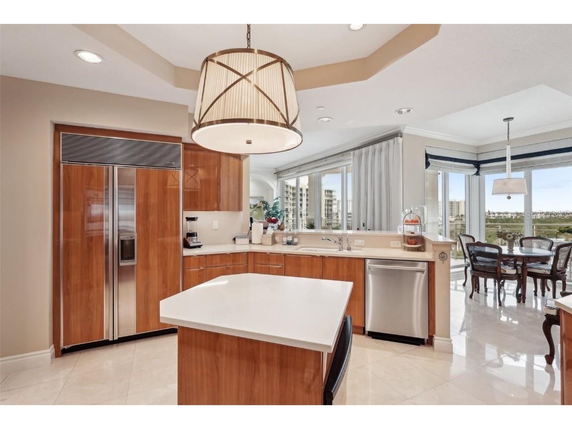 2050 Benjamin Franklin Drive #B704 Sarasota FL 34236 A4672363 image15