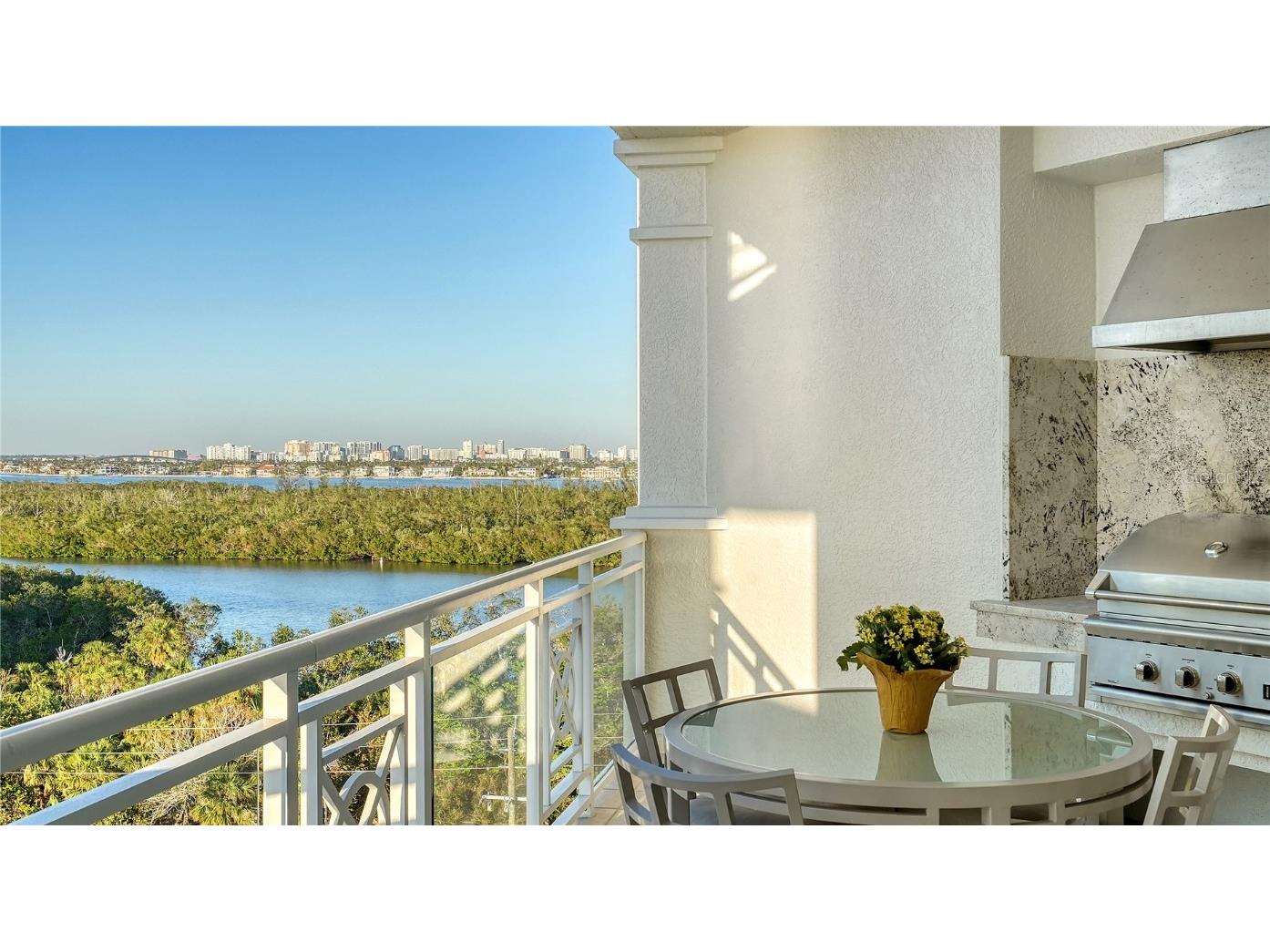 2050 Benjamin Franklin Drive #B704 Sarasota FL 34236 A4672363 image19