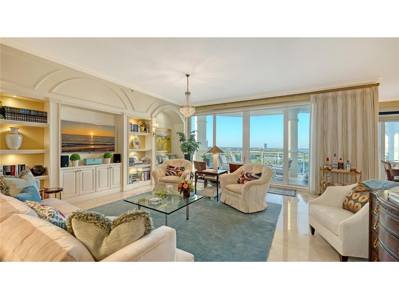 2050 Benjamin Franklin Drive #B704 Sarasota FL 34236 A4672363 image5