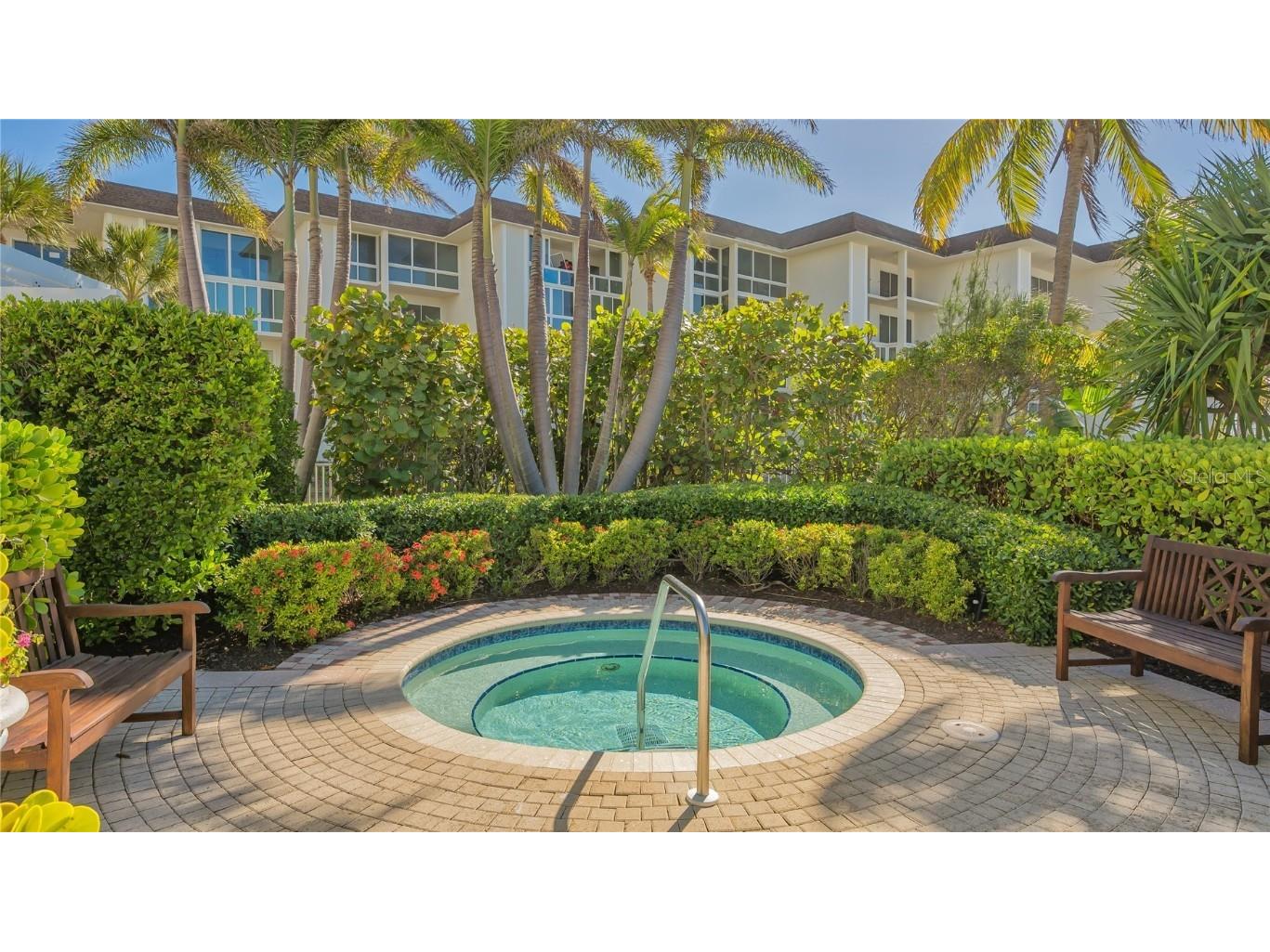 2050 Benjamin Franklin Drive #B704 Sarasota FL 34236 A4672363 image53