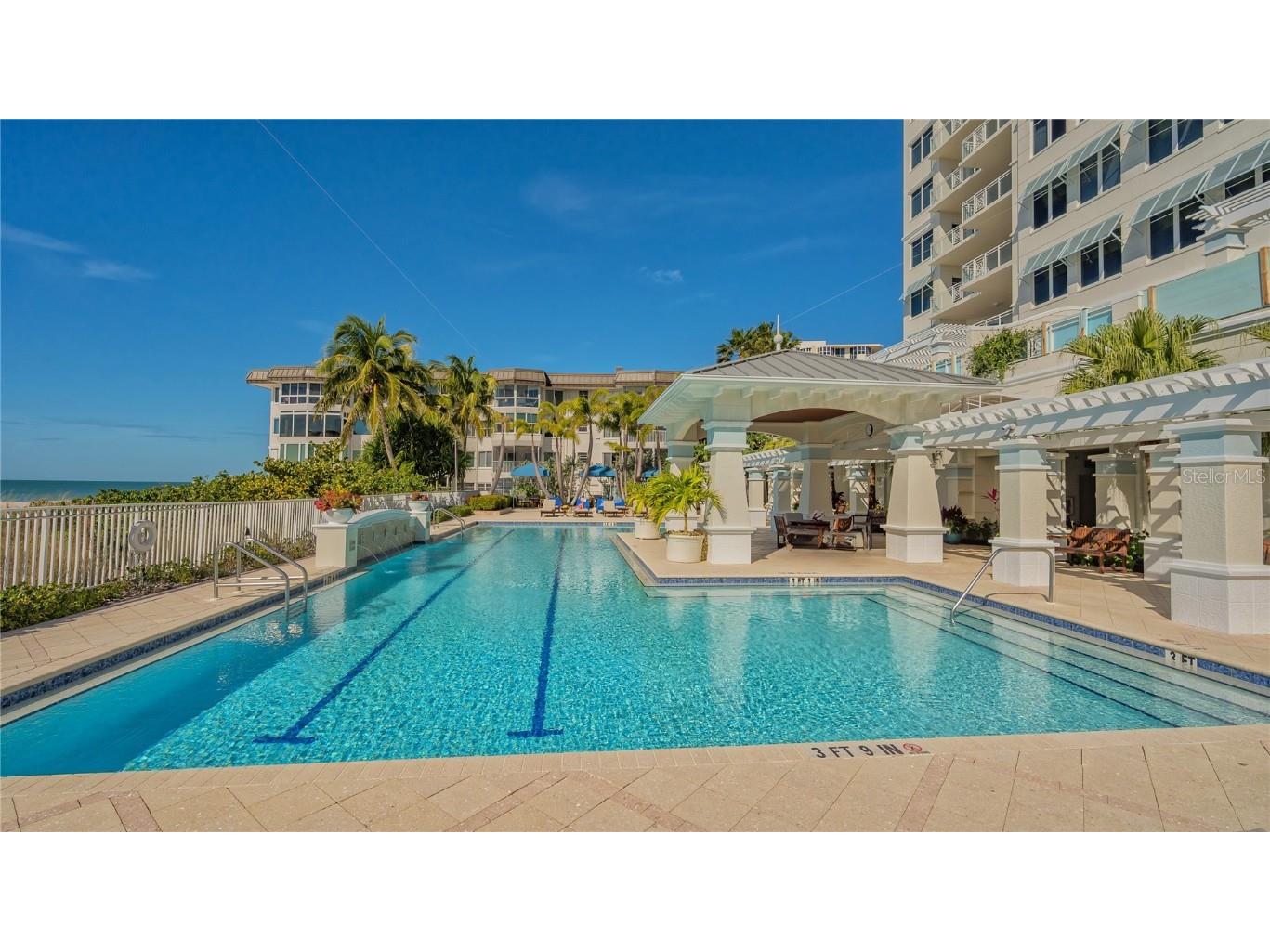 2050 Benjamin Franklin Drive #B704 Sarasota FL 34236 A4672363 image54