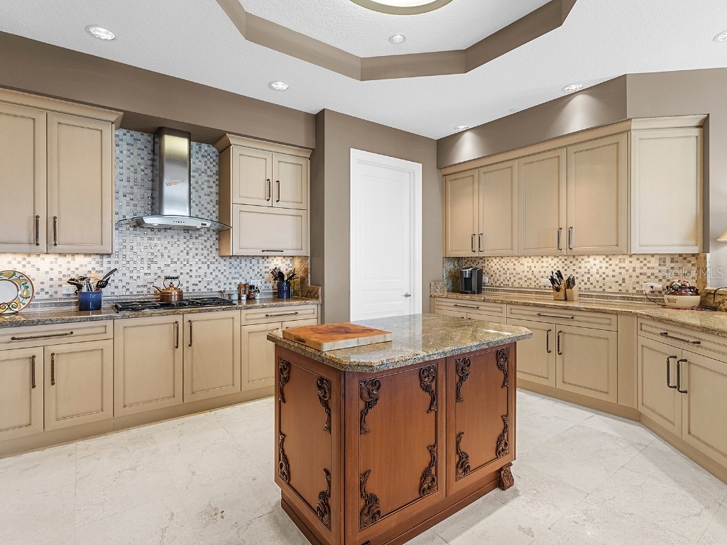 2050 Benjamin Franklin Drive #PH1102 Sarasota FL 34236 N6141427 image13