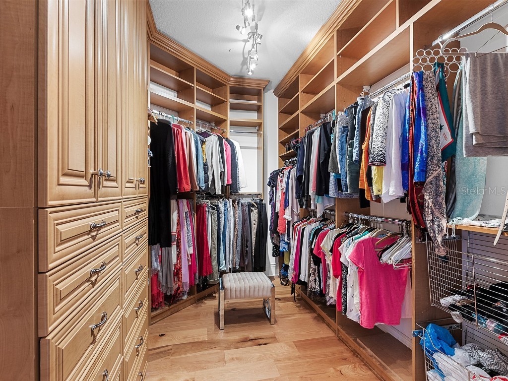 2050 Benjamin Franklin Drive #PH1102 Sarasota FL 34236 N6141427 image31