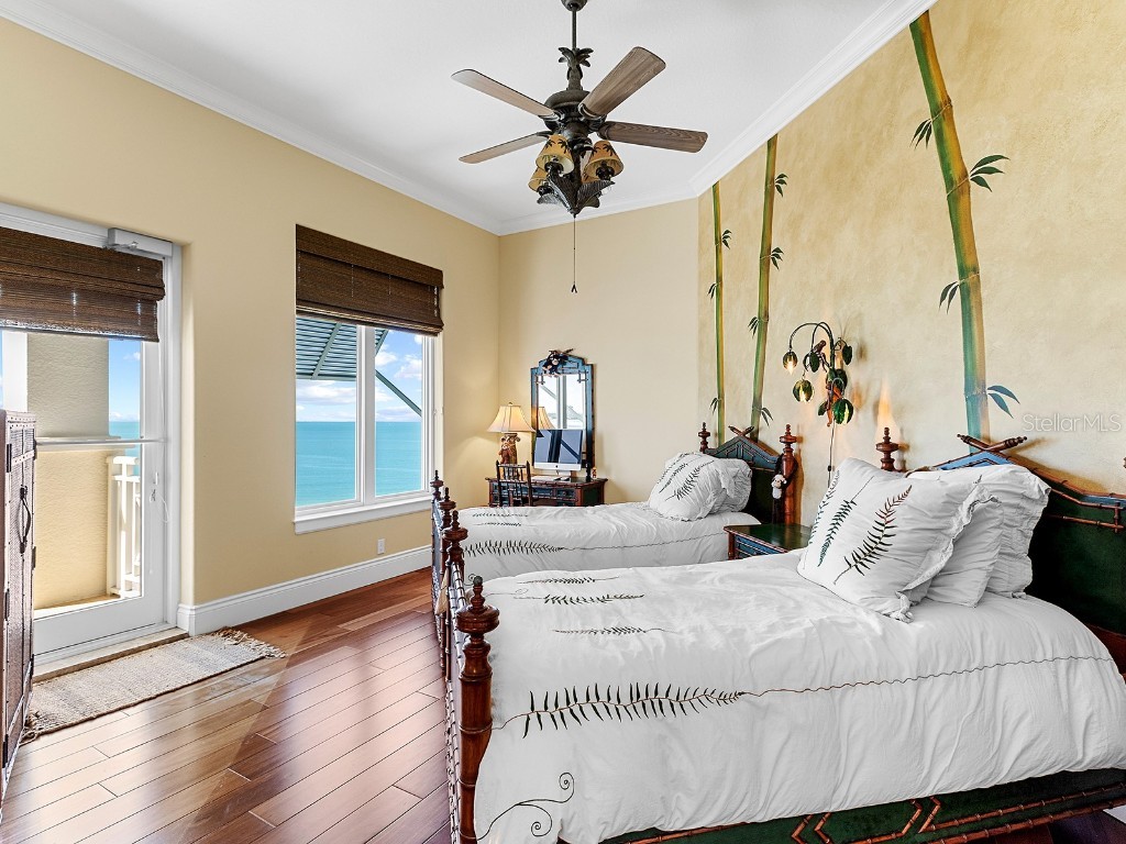 2050 Benjamin Franklin Drive #PH1102 Sarasota FL 34236 N6141427 image42