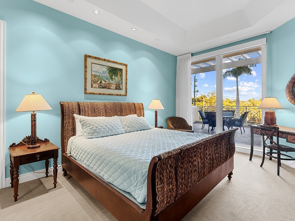 2050 Benjamin Franklin Drive #PH1102 Sarasota FL 34236 N6141427 image51