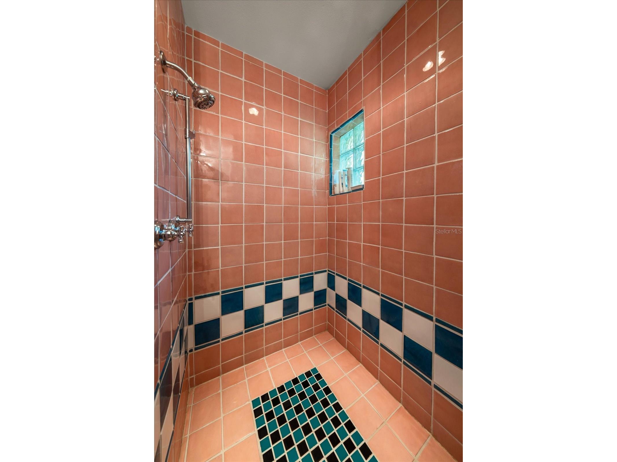 2050 Coffee Pot Boulevard NE Saint Petersburg FL 33704 - COFFEE POT BAYOU/TAMPA BAY TB8485425 image39