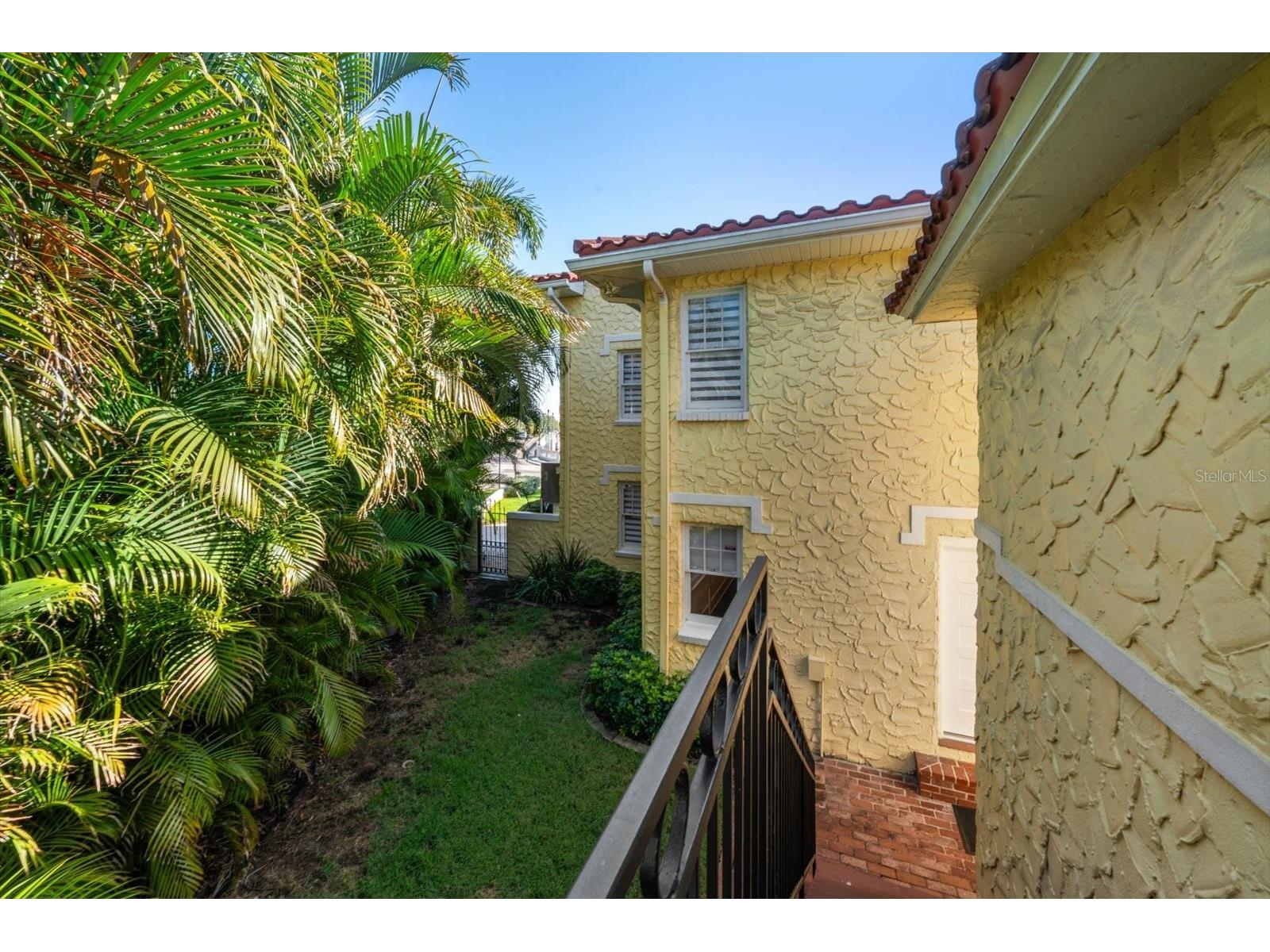 2050 Coffee Pot Boulevard NE Saint Petersburg FL 33704 - COFFEE POT BAYOU/TAMPA BAY TB8485425 image44