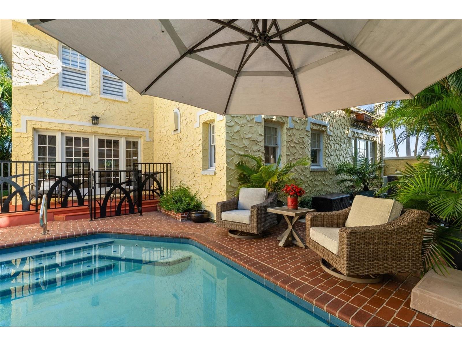 2050 Coffee Pot Boulevard NE Saint Petersburg FL 33704 - COFFEE POT BAYOU/TAMPA BAY TB8485425 image51