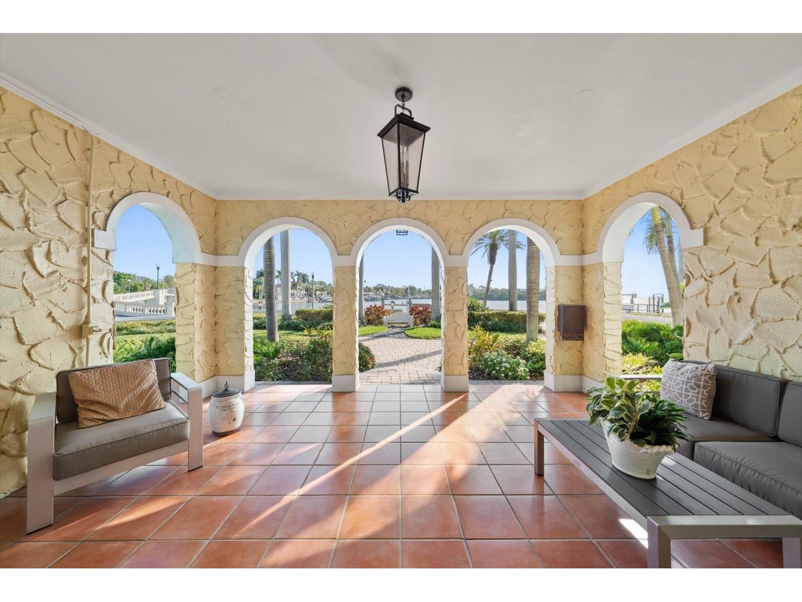 2050 Coffee Pot Boulevard NE Saint Petersburg FL 33704 - COFFEE POT BAYOU/TAMPA BAY TB8485425 image6