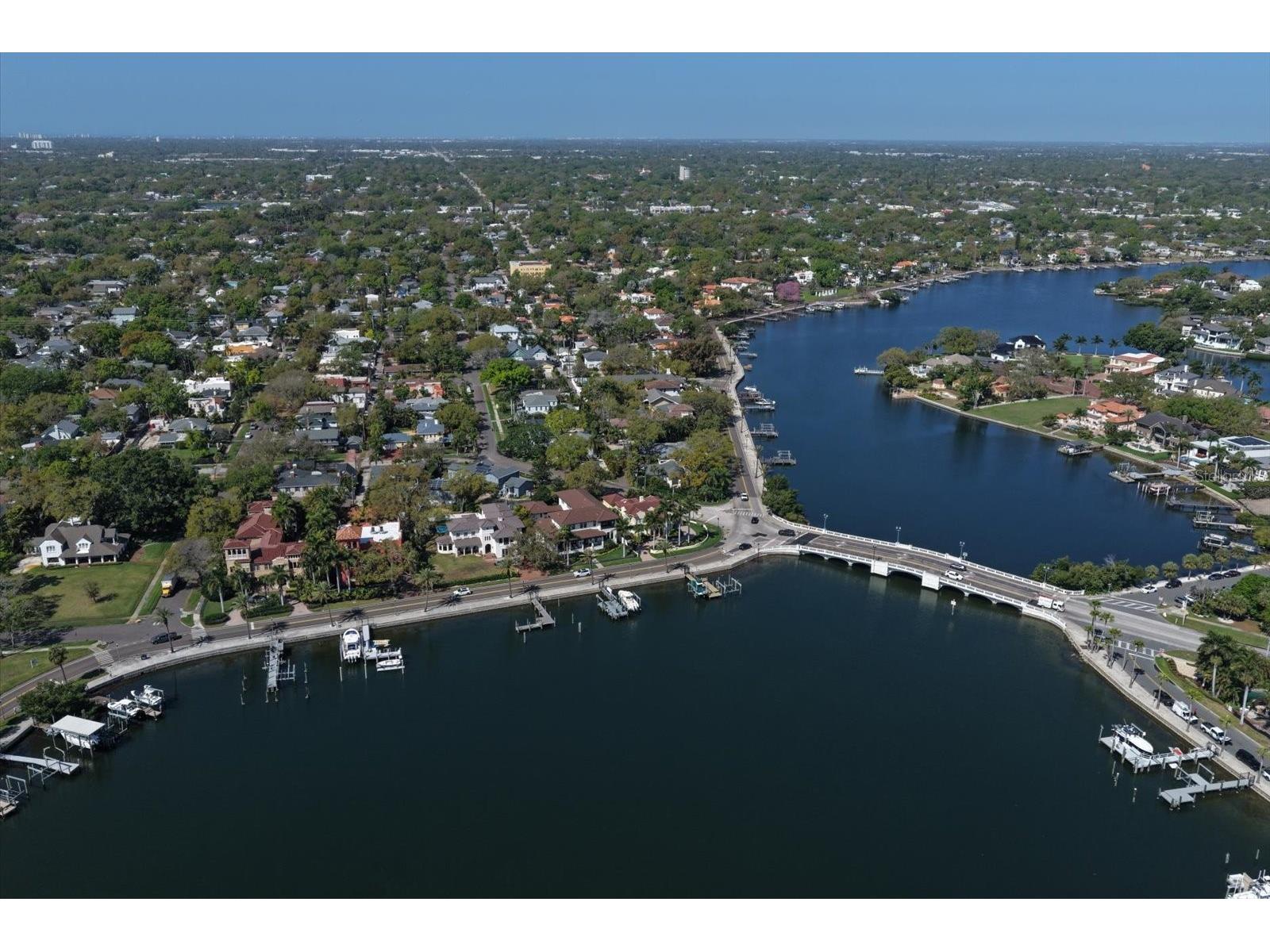 2050 Coffee Pot Boulevard NE Saint Petersburg FL 33704 - COFFEE POT BAYOU/TAMPA BAY TB8485425 image62