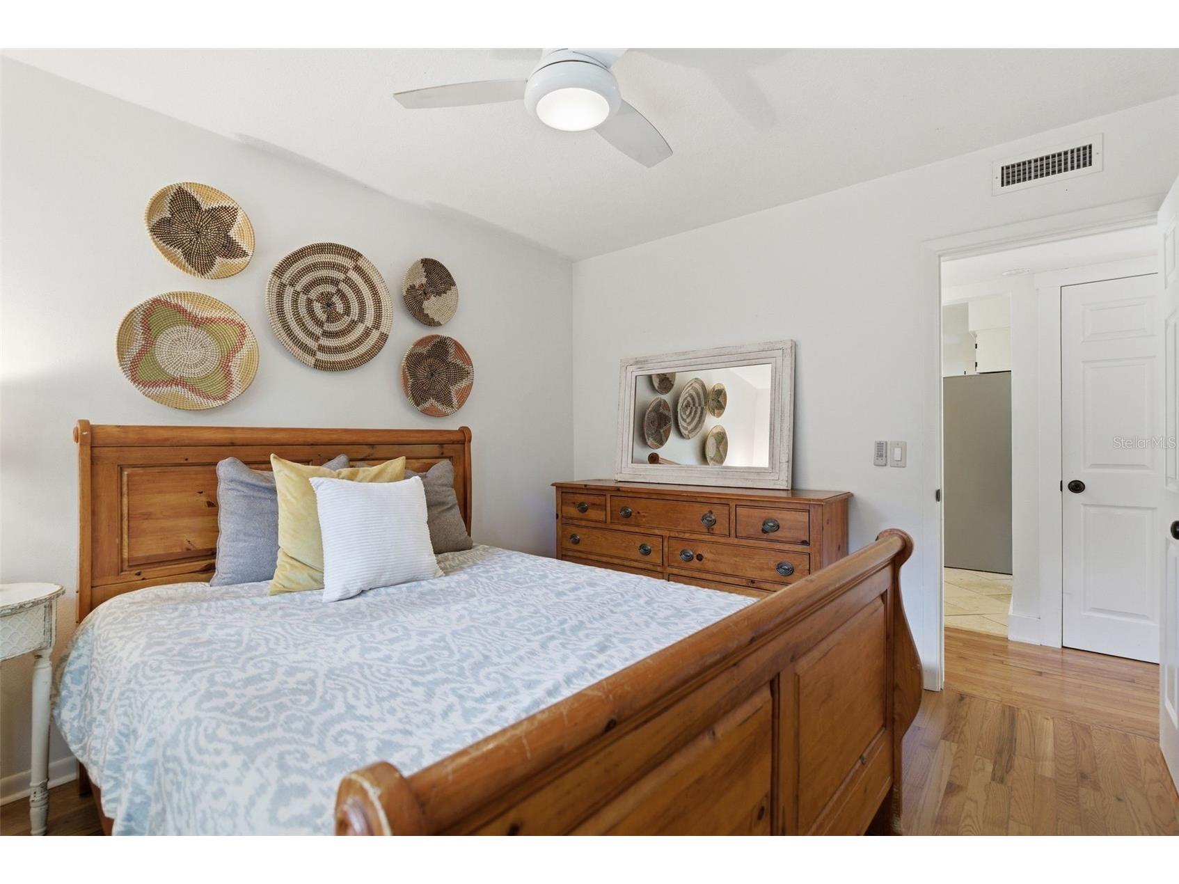 2050 Dunston Cove Road Clearwater FL 33755 TB8511345 image33