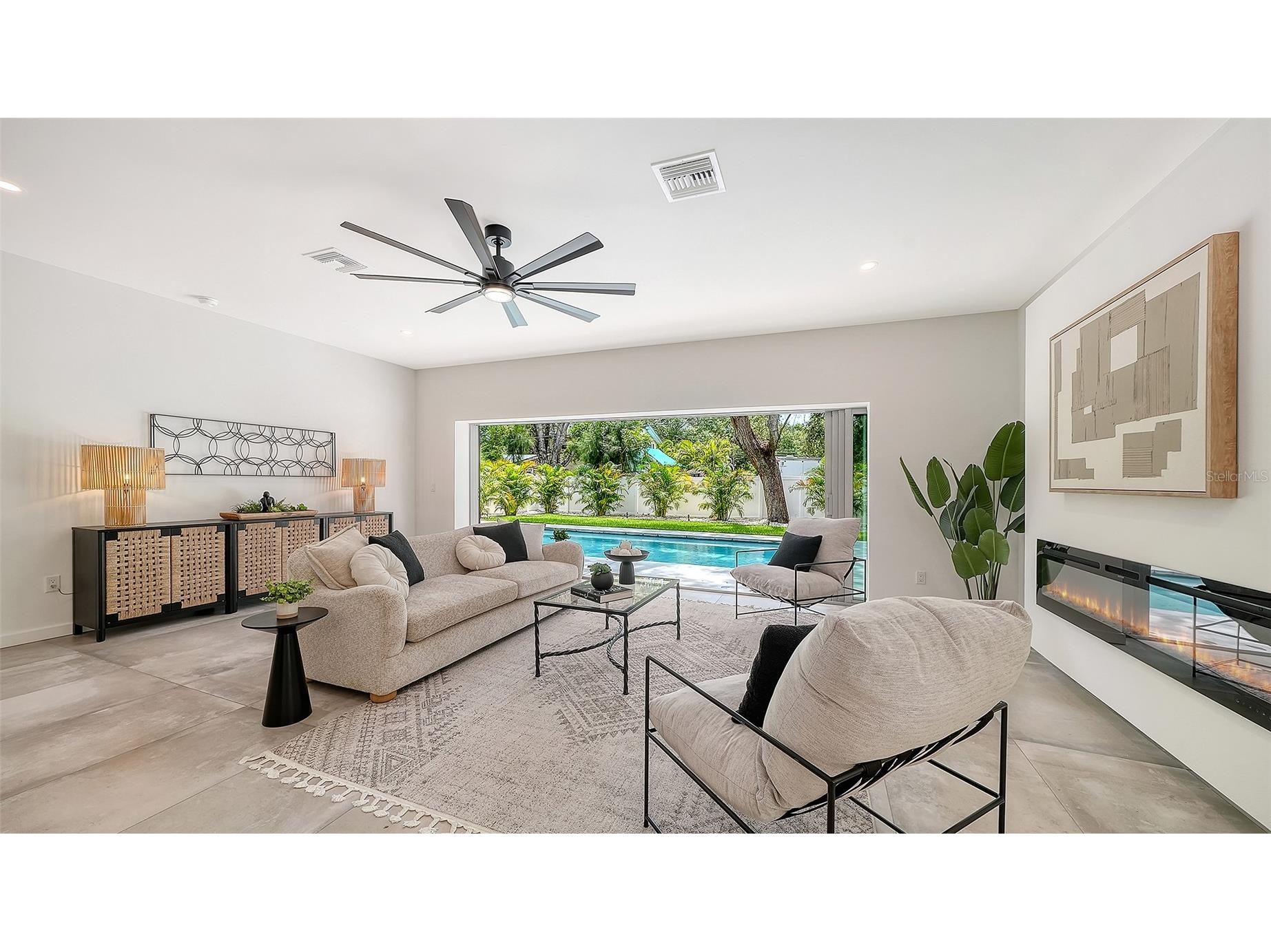 2050 Euclid Terrace Sarasota FL 34239 A4687473 image20