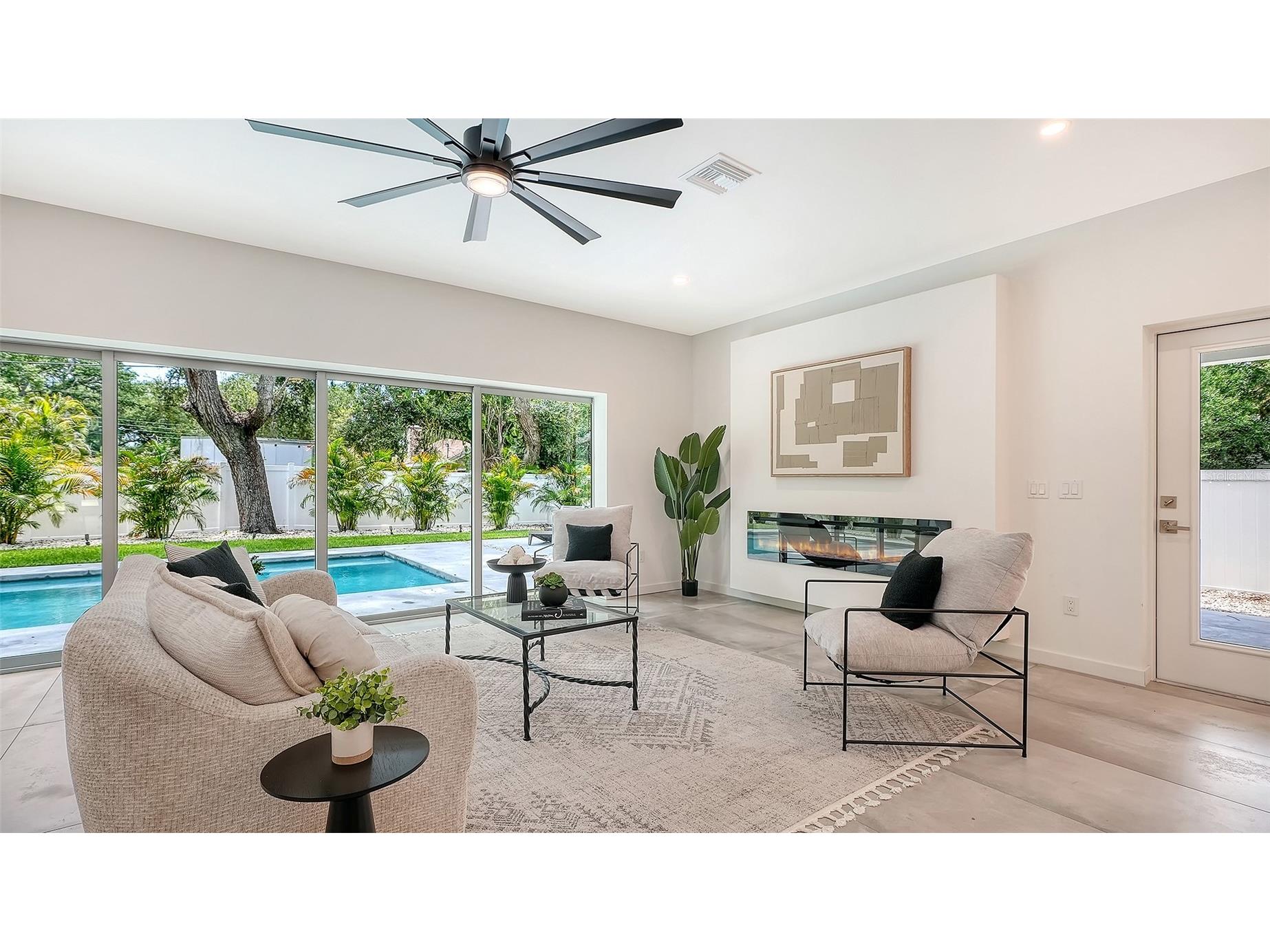 2050 Euclid Terrace Sarasota FL 34239 A4687473 image21