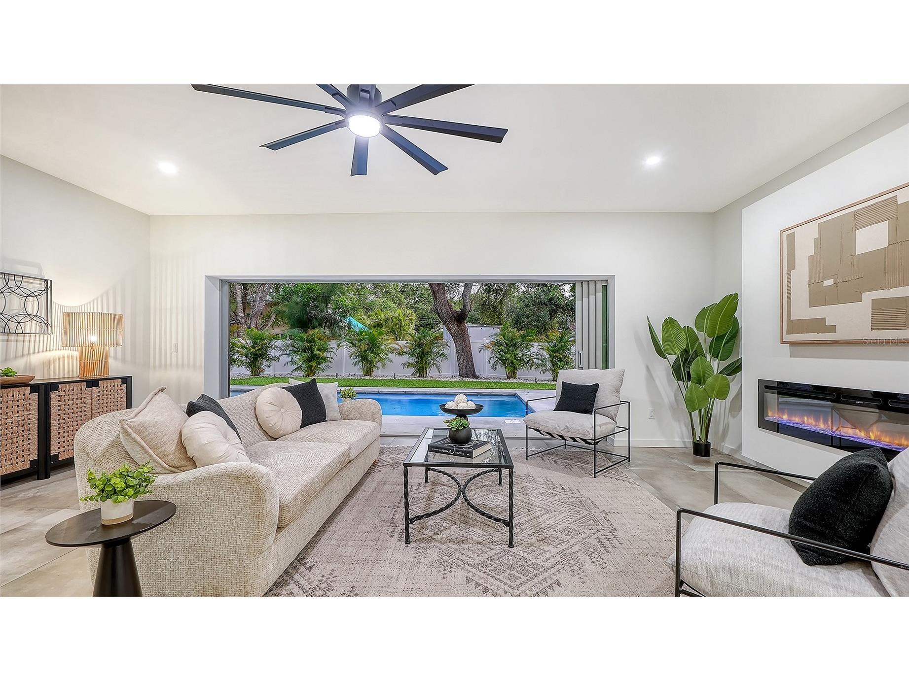 2050 Euclid Terrace Sarasota FL 34239 A4687473 image22