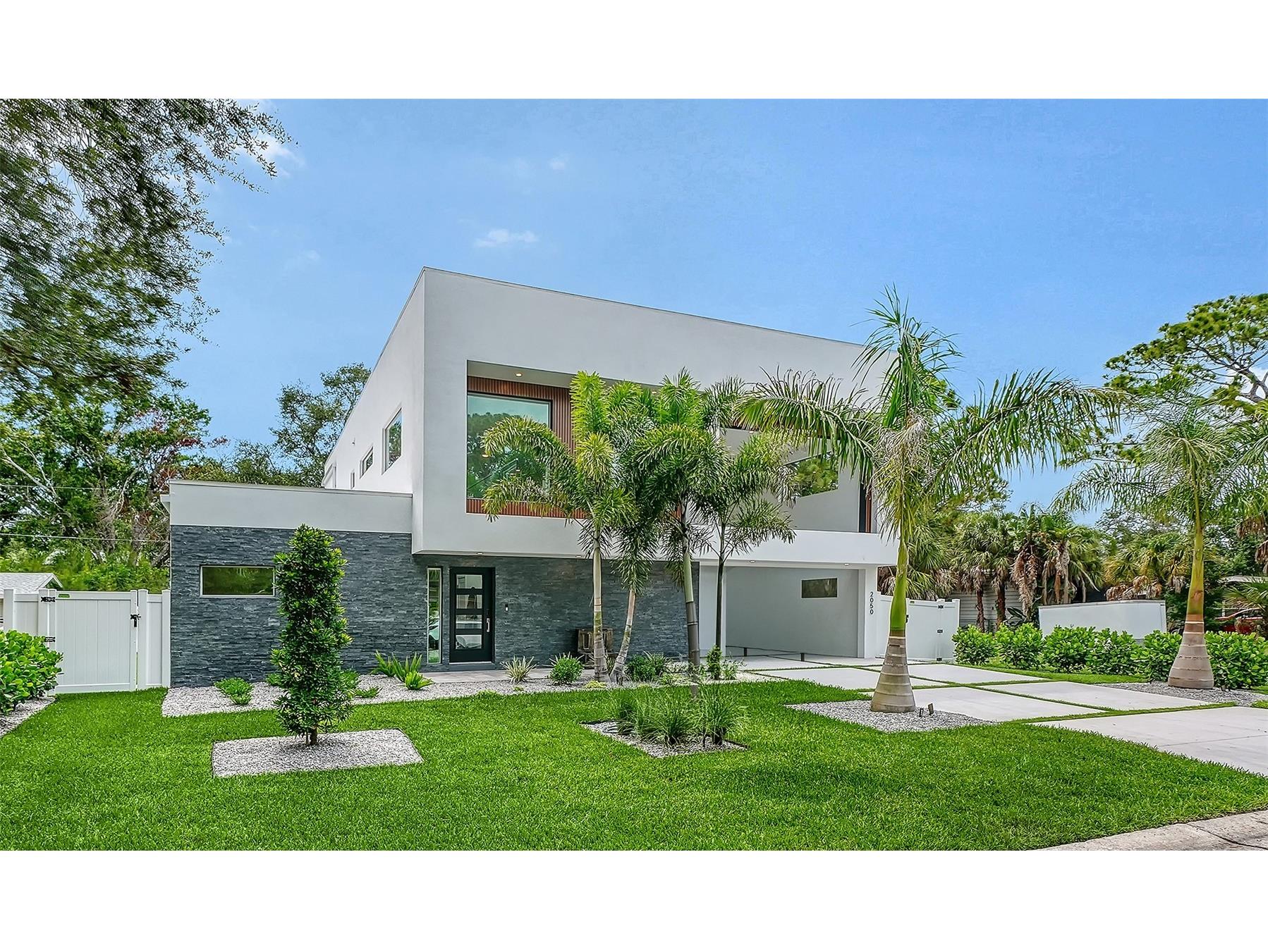 2050 Euclid Terrace Sarasota FL 34239 A4687473 image4