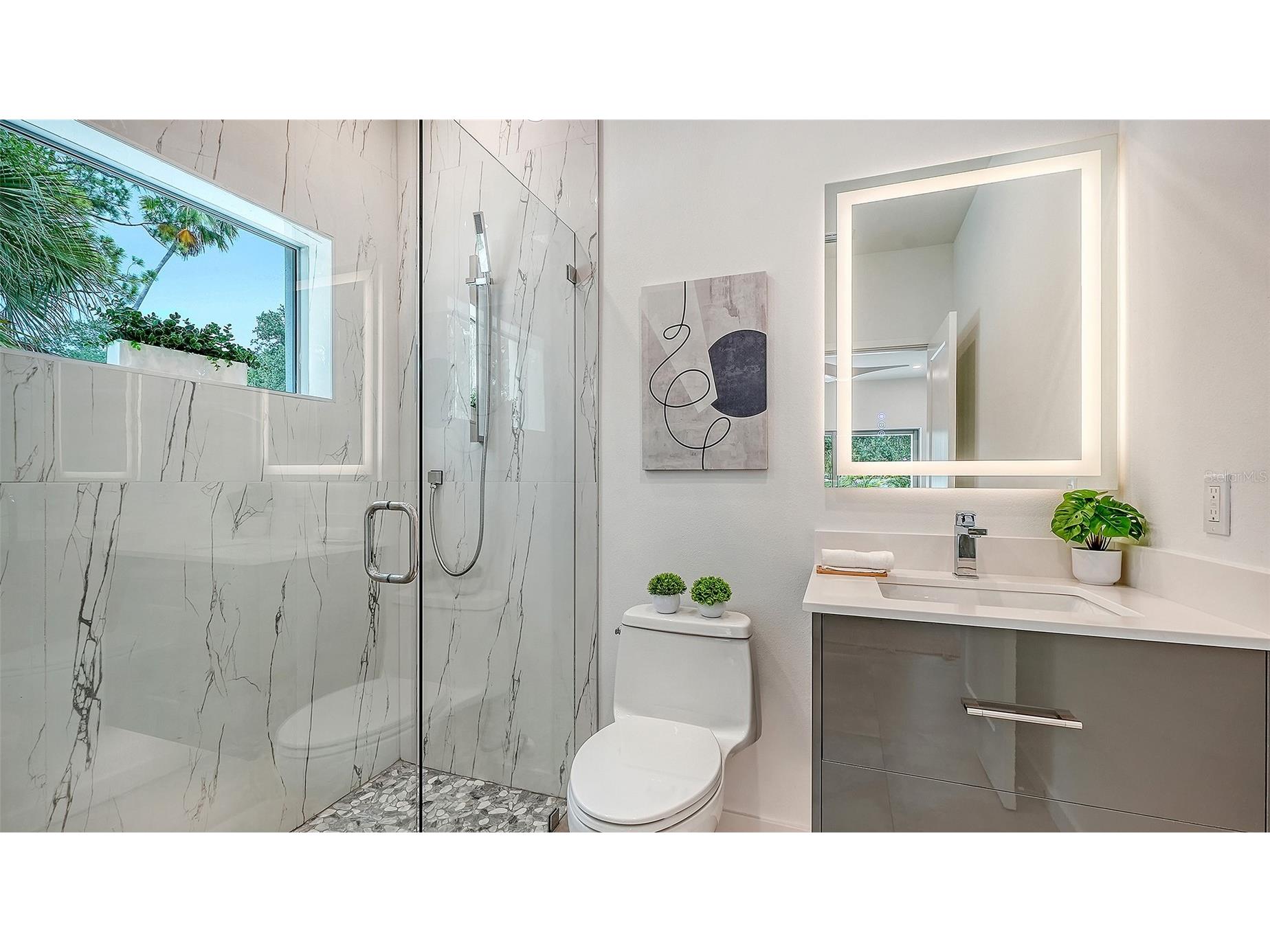 2050 Euclid Terrace Sarasota FL 34239 A4687473 image45