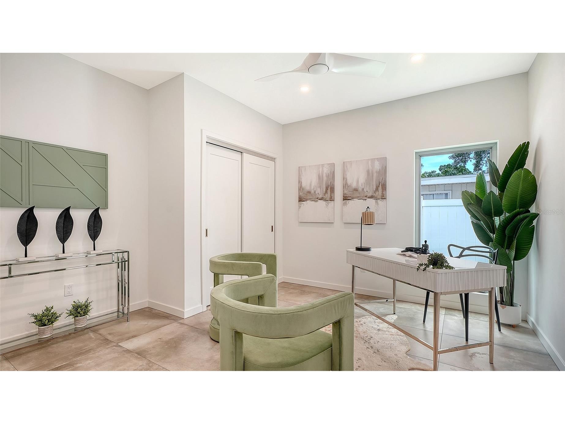 2050 Euclid Terrace Sarasota FL 34239 A4687473 image46