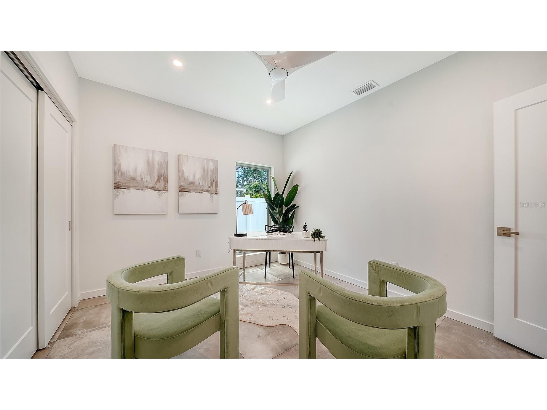 2050 Euclid Terrace Sarasota FL 34239 A4687473 image47