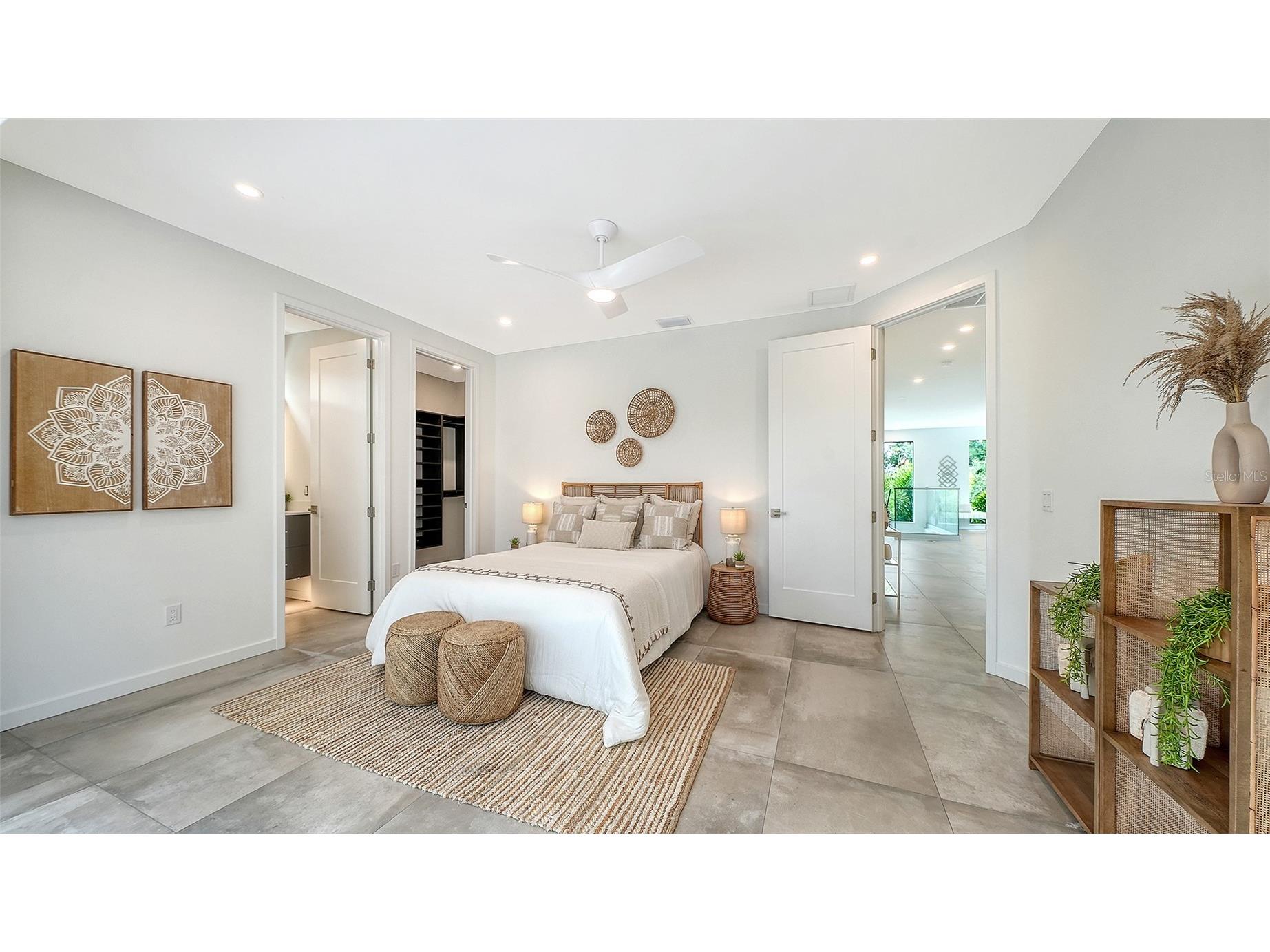 2050 Euclid Terrace Sarasota FL 34239 A4687473 image57