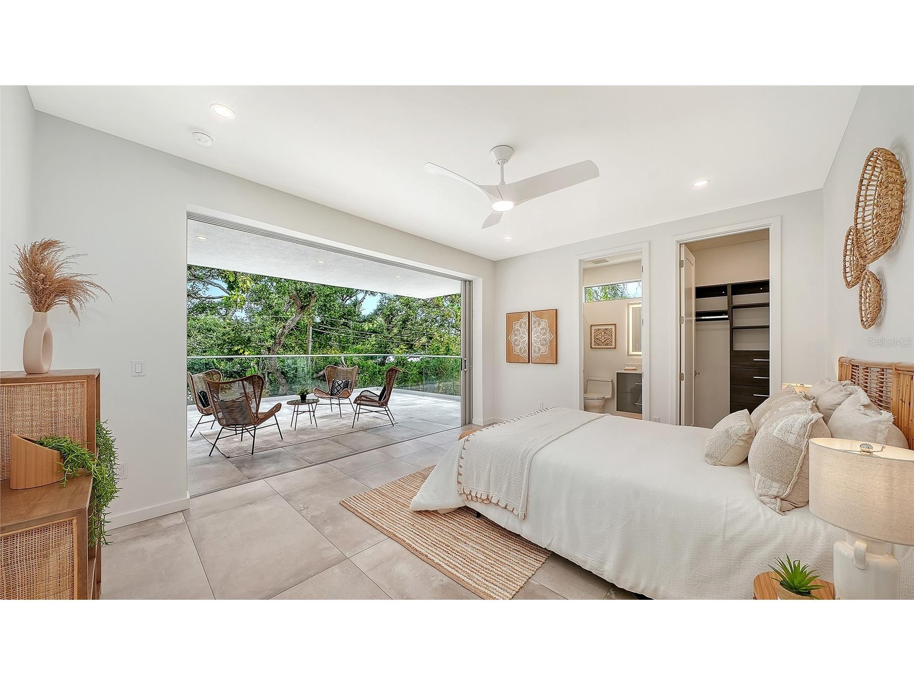 2050 Euclid Terrace Sarasota FL 34239 A4687473 image58