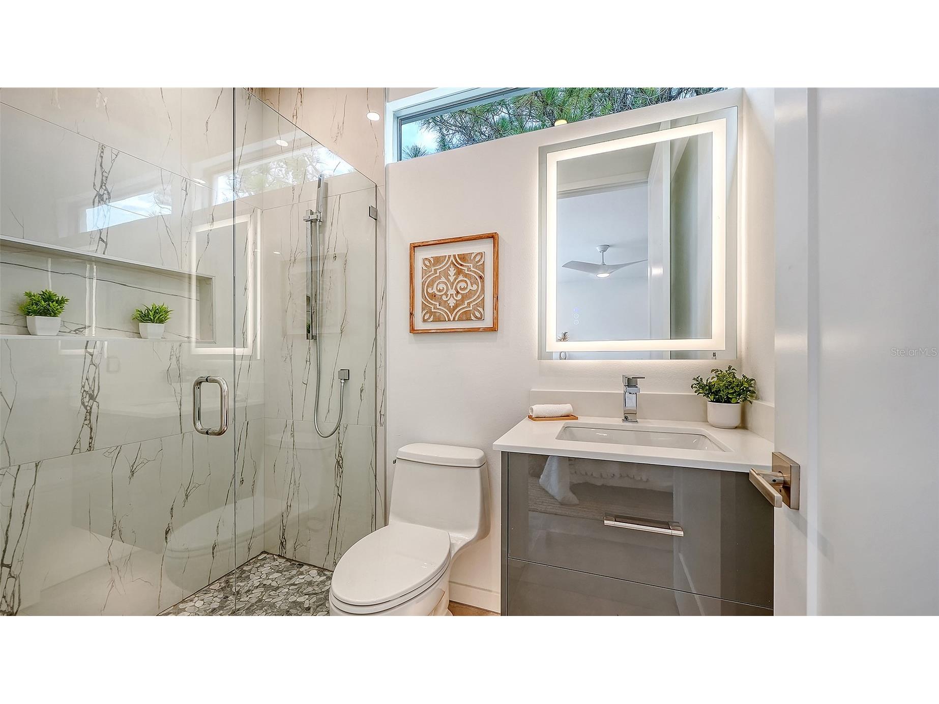 2050 Euclid Terrace Sarasota FL 34239 A4687473 image62