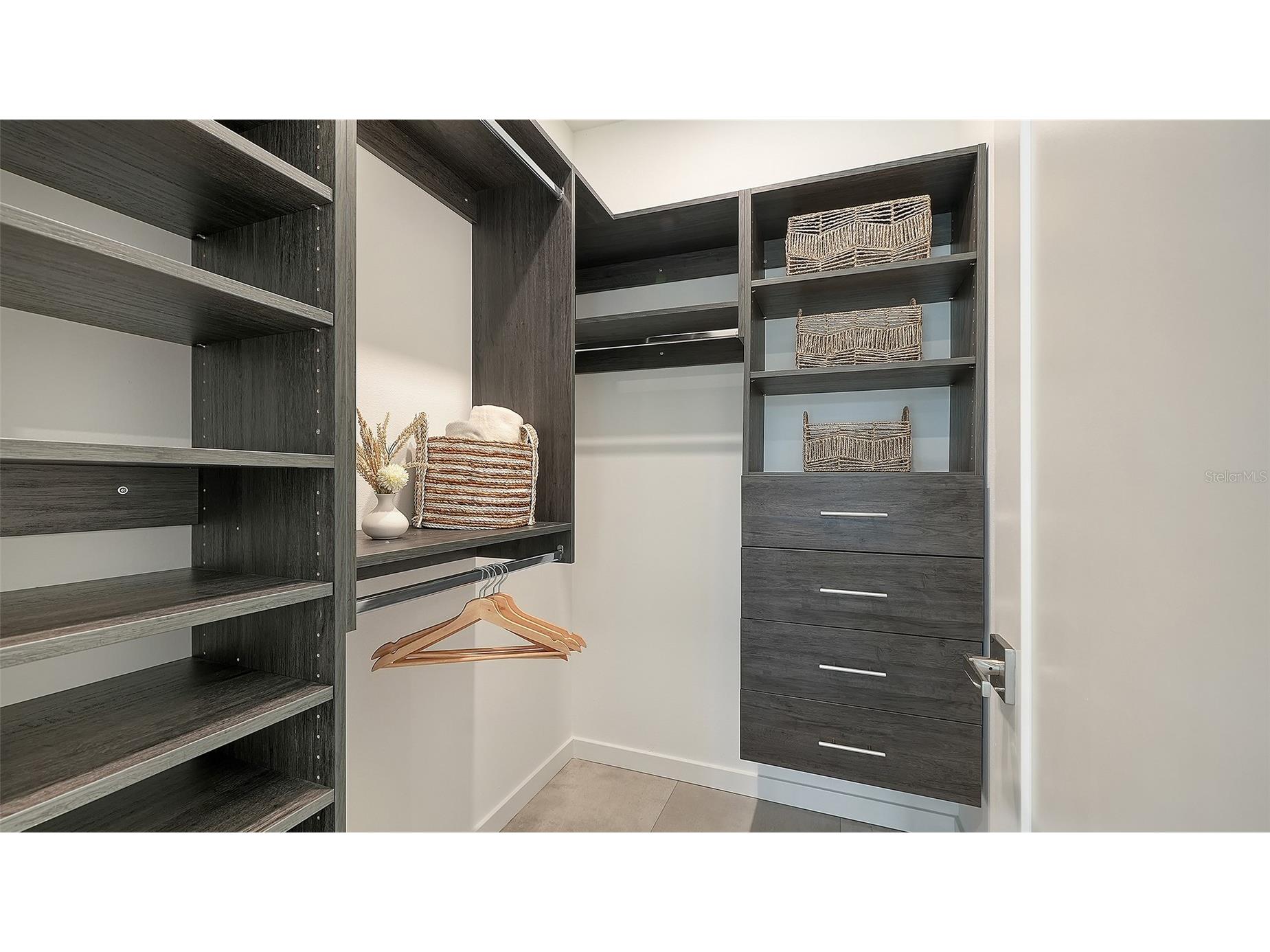 2050 Euclid Terrace Sarasota FL 34239 A4687473 image67
