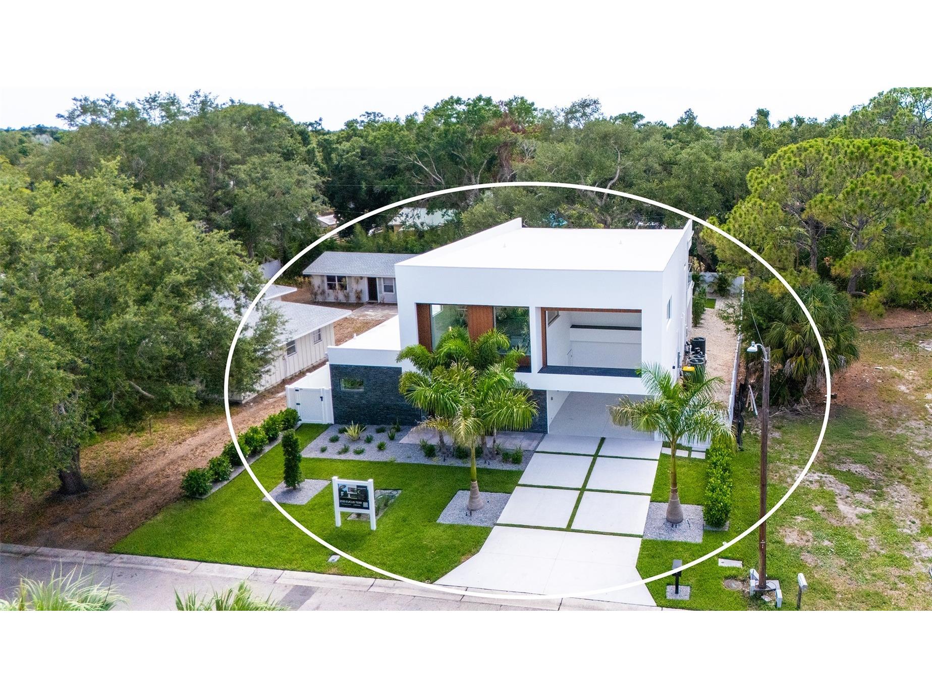 2050 Euclid Terrace Sarasota FL 34239 A4687473 image8