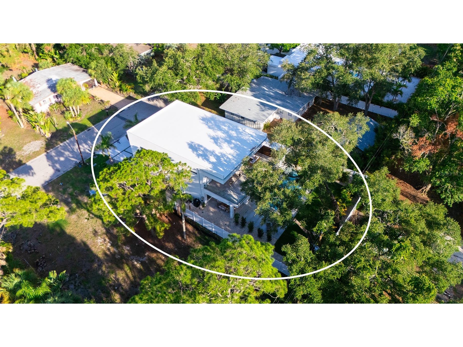 2050 Euclid Terrace Sarasota FL 34239 A4687473 image86