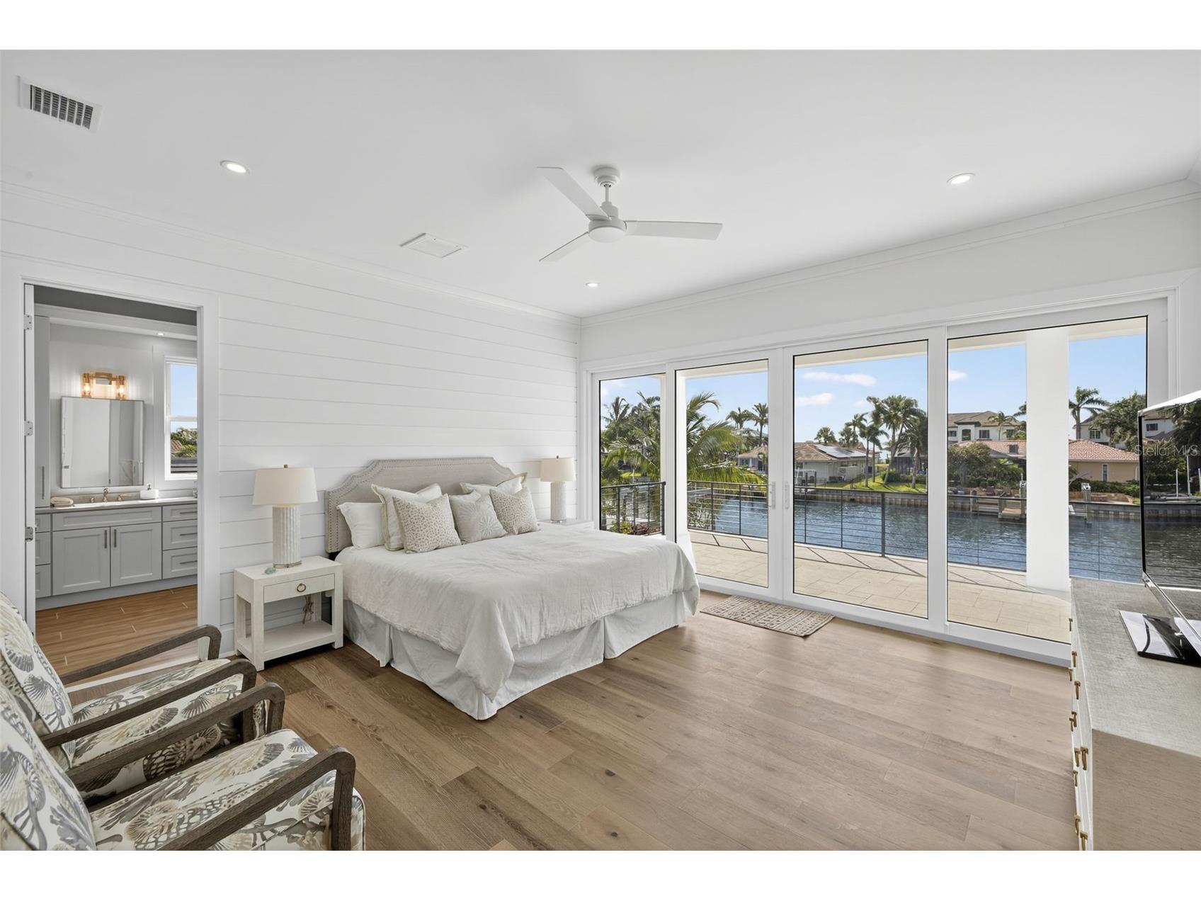 2050 Hawaii Avenue NE Saint Petersburg FL 33703 TB8459217 image22