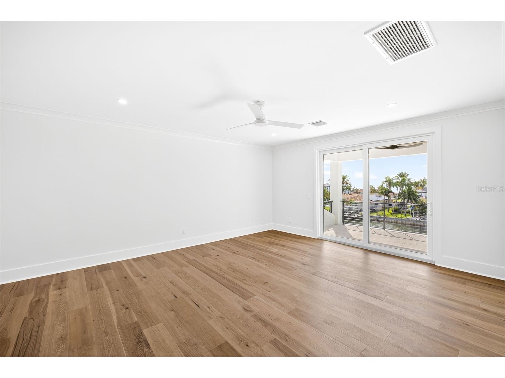 2050 Hawaii Avenue NE Saint Petersburg FL 33703 TB8459217 image27