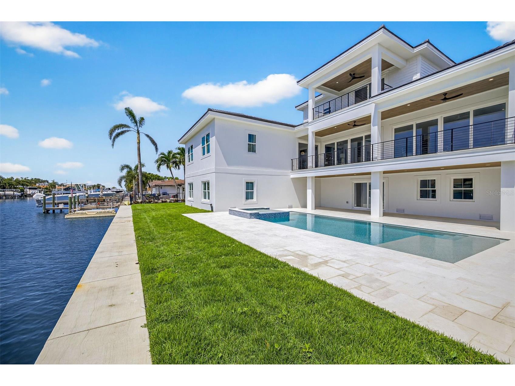 2050 Hawaii Avenue NE Saint Petersburg FL 33703 TB8459217 image45