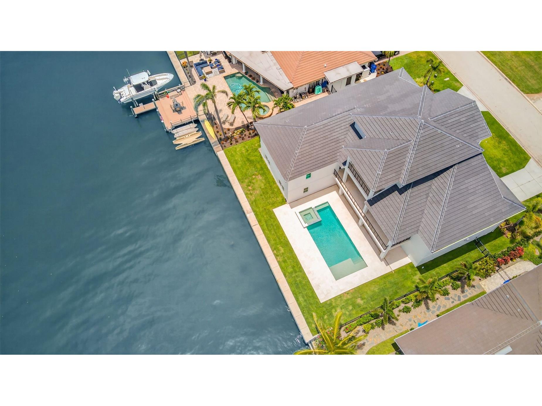 2050 Hawaii Avenue NE Saint Petersburg FL 33703 TB8459217 image48