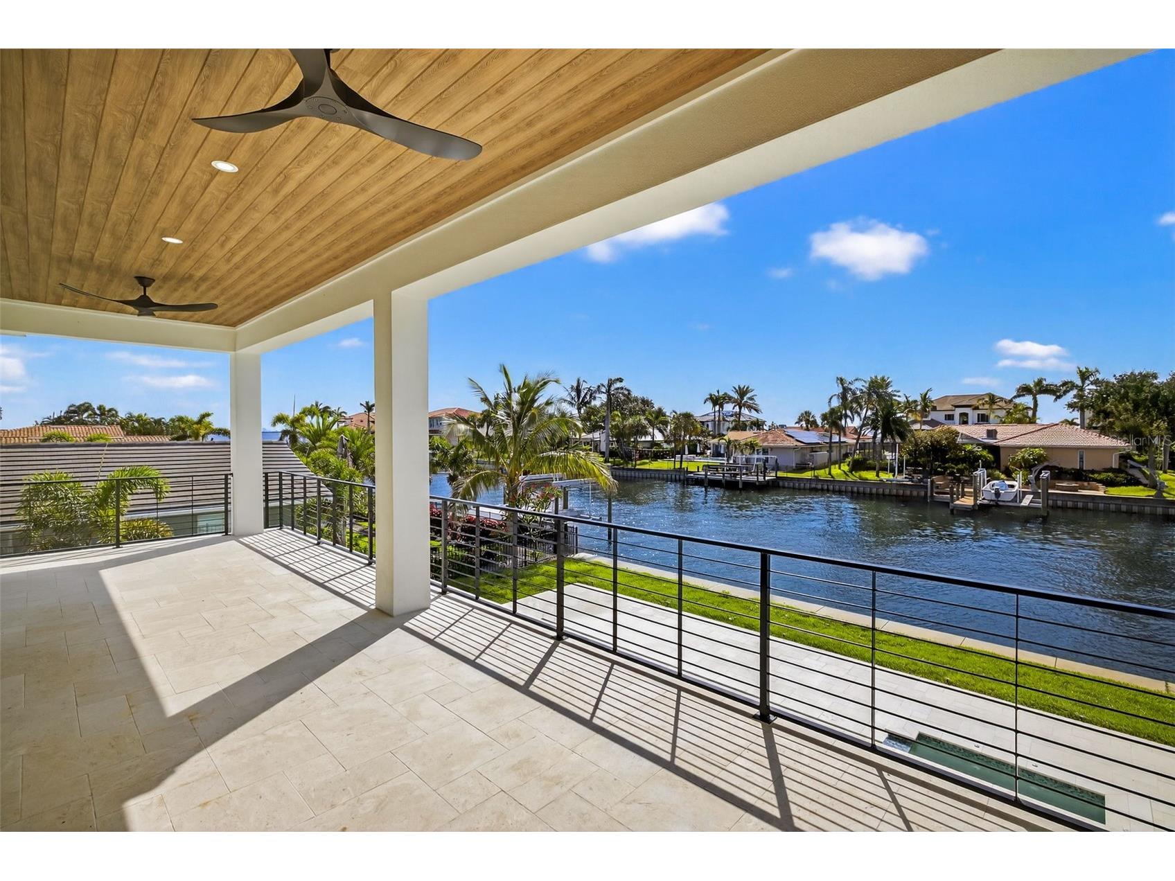 2050 Hawaii Avenue NE Saint Petersburg FL 33703 TB8459217 image9