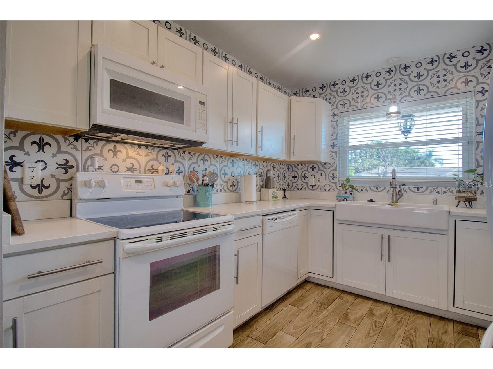 2050 Magnolia Drive Clearwater FL 33764 TB8468827 image18
