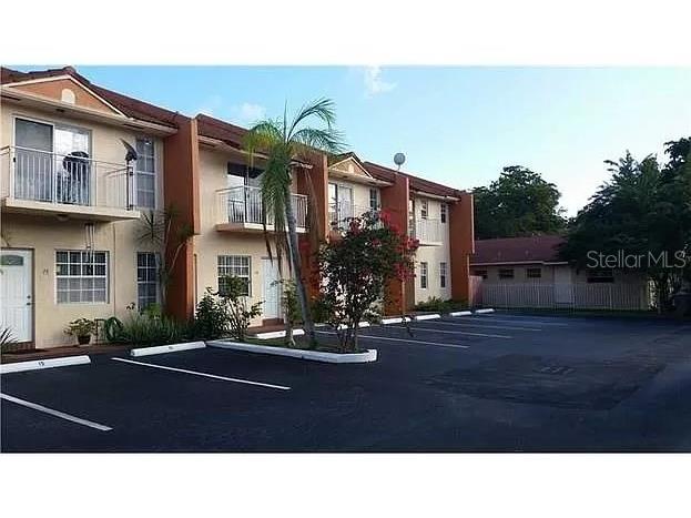 2050 NE 140th Street #18 North Miami Beach FL 33181 U8245219 image1