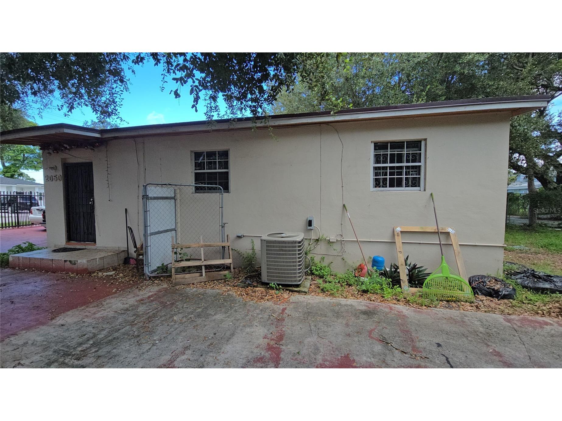 2050 NW 152nd Terrace Opa Locka FL 33054 TB8434055 image1