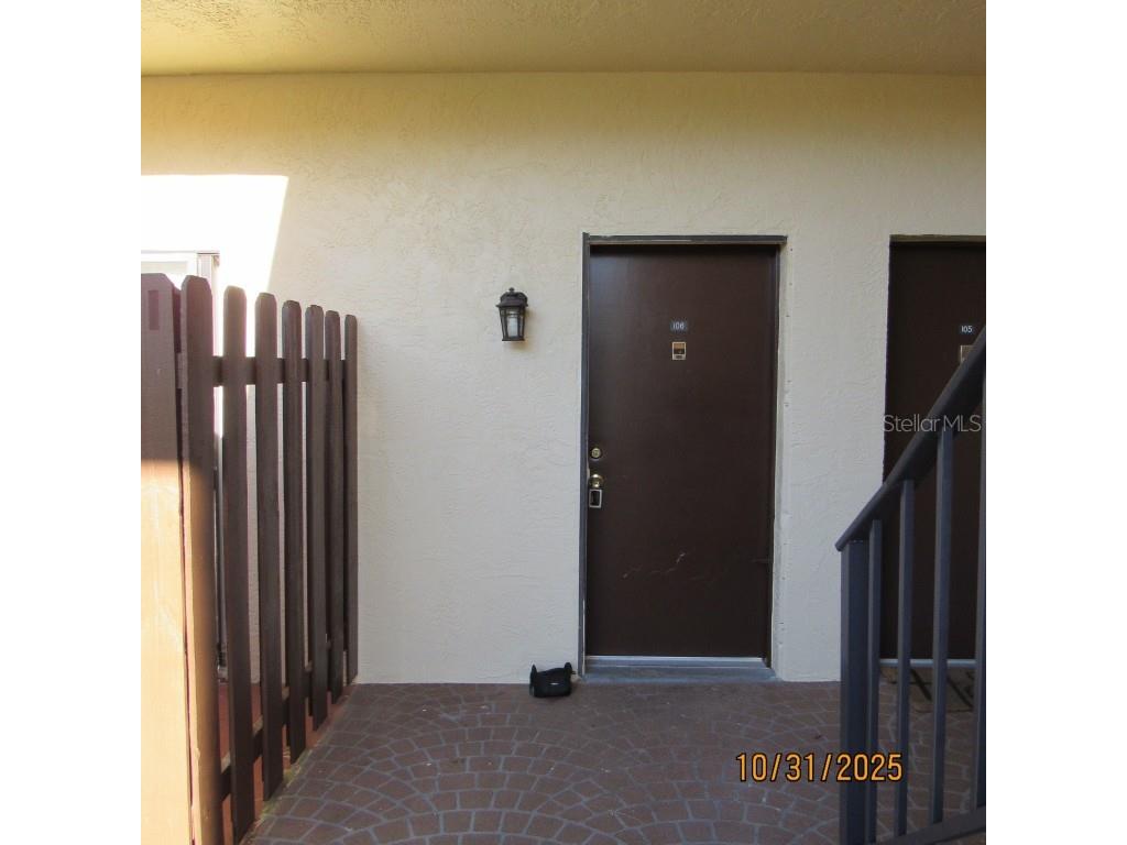 2050 Oleander Boulevard #10-106 Fort Pierce FL 34950 O6357682 image1