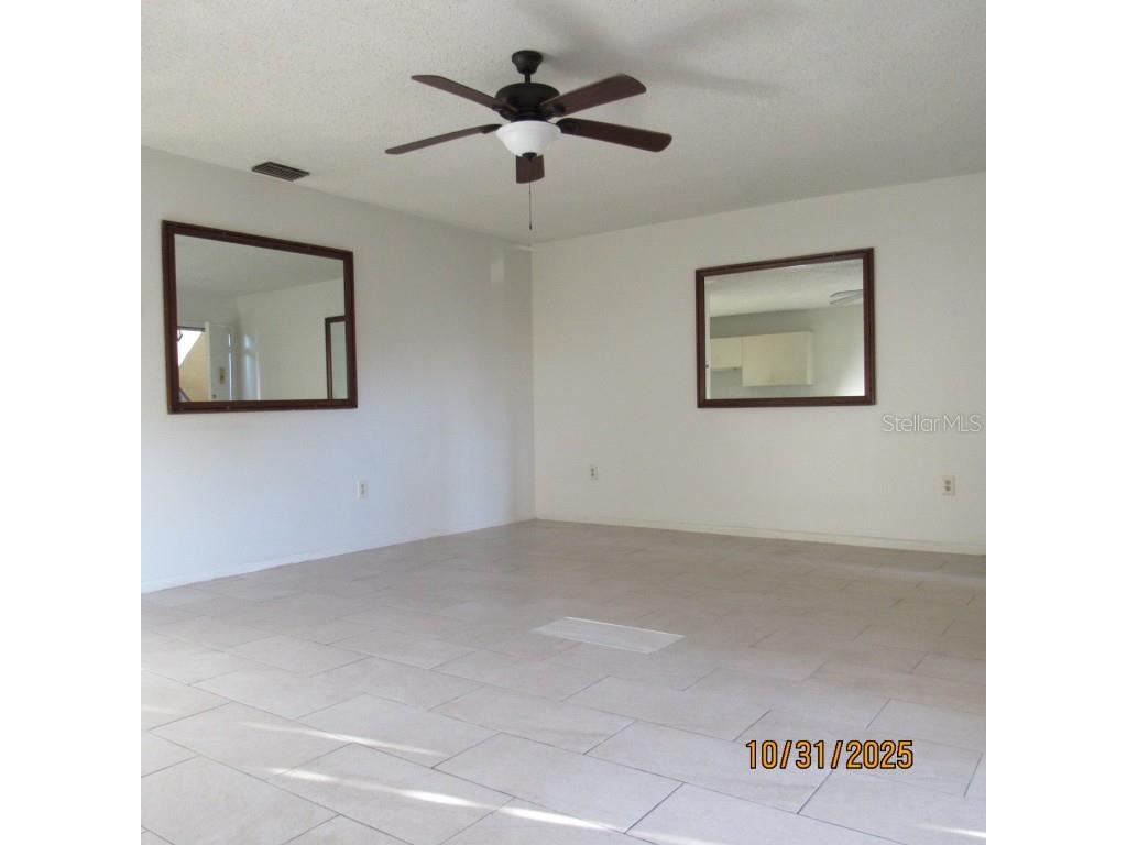 2050 Oleander Boulevard #10-106 Fort Pierce FL 34950 O6357682 image3