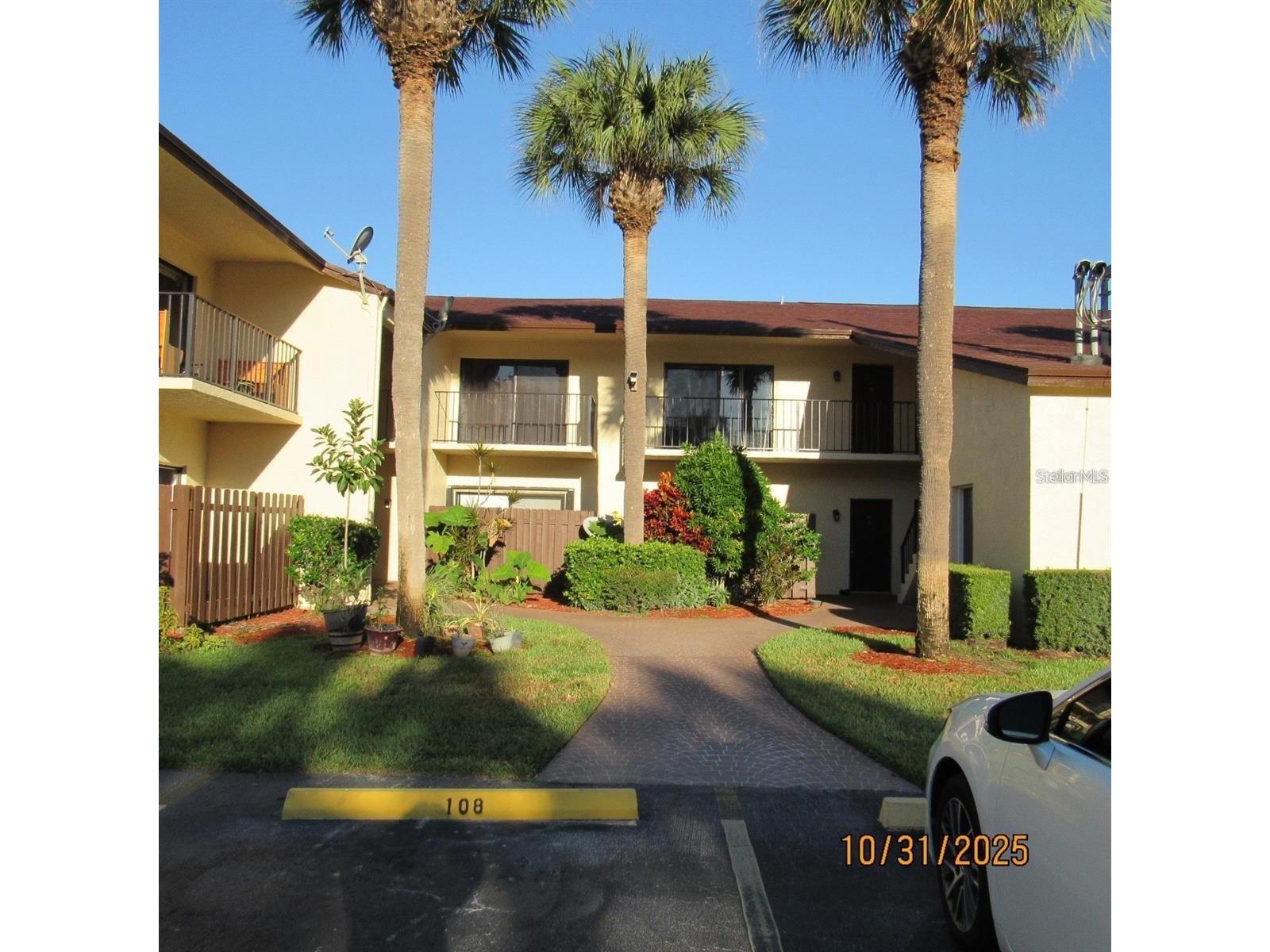 2050 Oleander Boulevard #10-206 Fort Pierce FL 34950 O6391985 image1