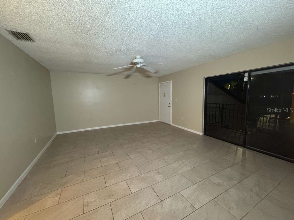 2050 Oleander Boulevard #10-206 Fort Pierce FL 34950 O6391985 image5