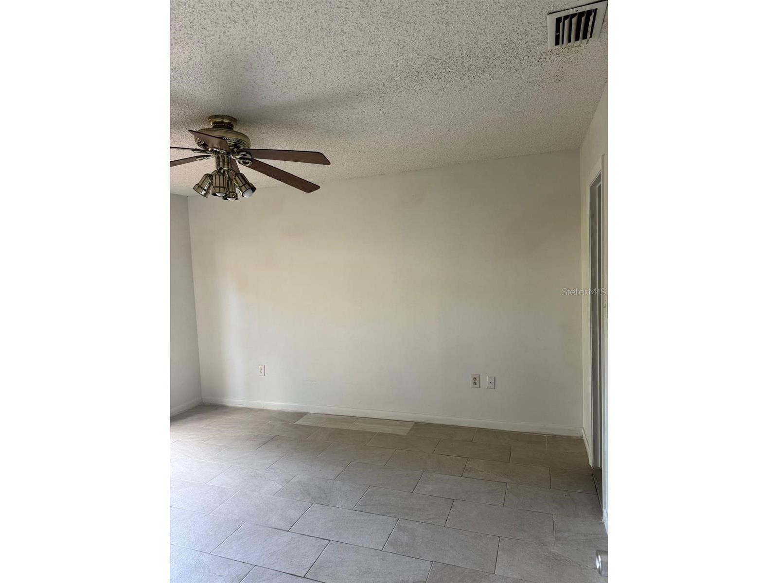 2050 Oleander Boulevard #5-202 10-106 10-203 Fort Pierce FL 34950 O6376704 image20