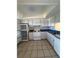 2050 Oleander Boulevard #5-202 10-106 10-203 Fort Pierce FL 34950 O6376704 image4