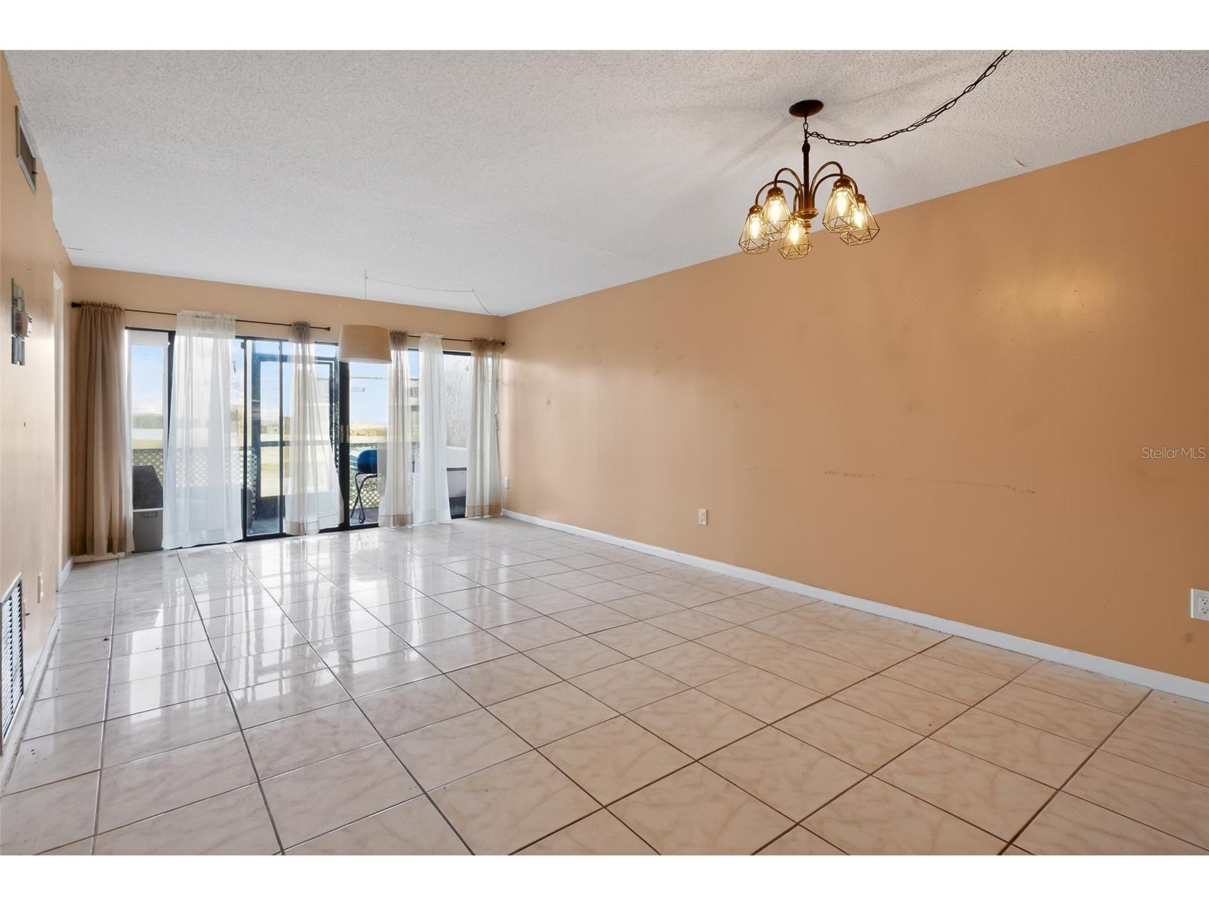 2050 Oleander Boulevard #6-105 Fort Pierce FL 34950 C7526344 image10