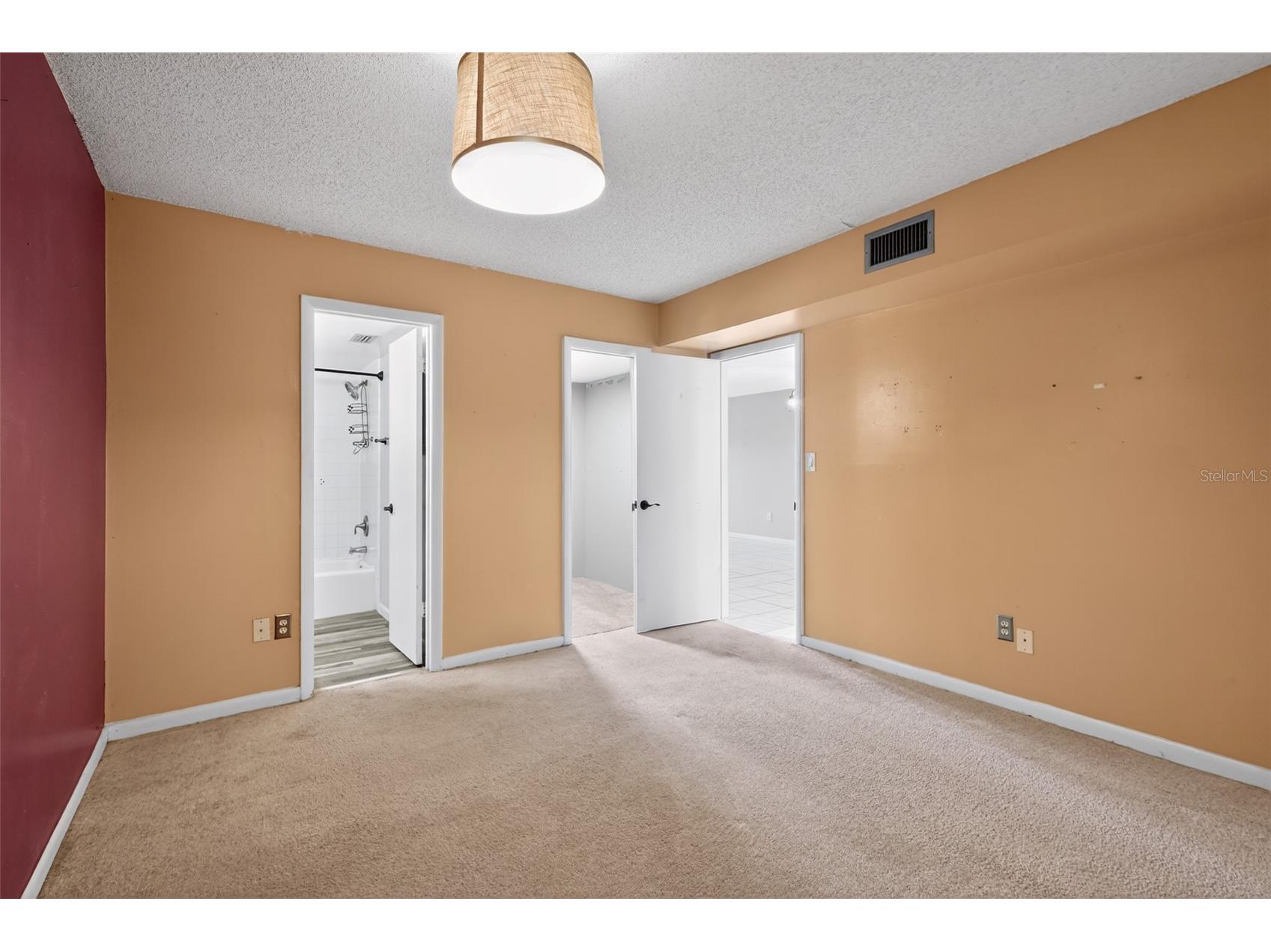 2050 Oleander Boulevard #6-105 Fort Pierce FL 34950 C7526344 image18