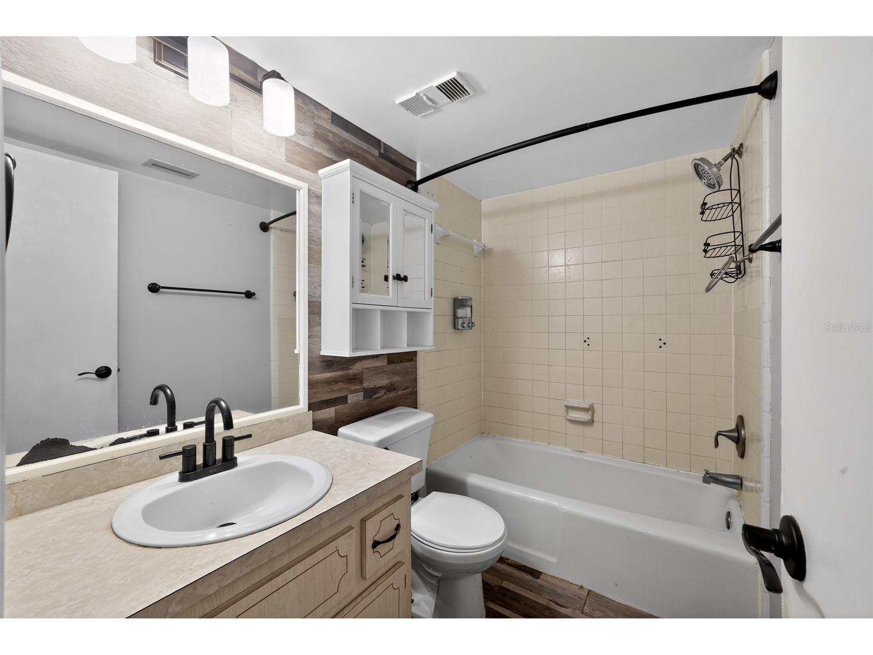 2050 Oleander Boulevard #6-105 Fort Pierce FL 34950 C7526344 image20