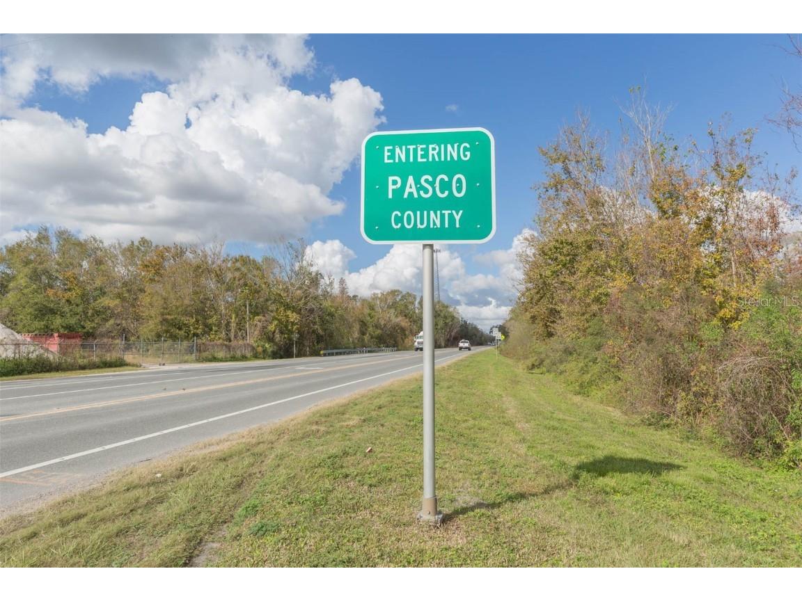 2050 Paul S Buchman Highway Zephyrhills FL 33540 TB8331294 image6