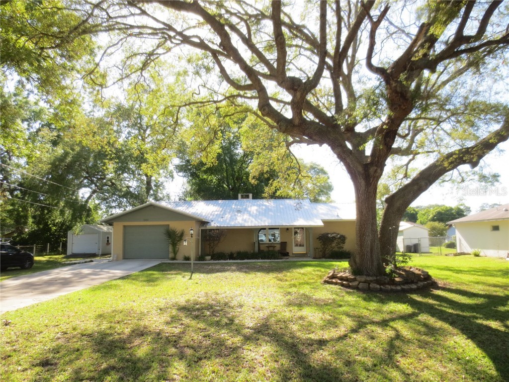 2050 SE 175th Terrace Silver Springs FL 34488 - North Lake OM676832 image1