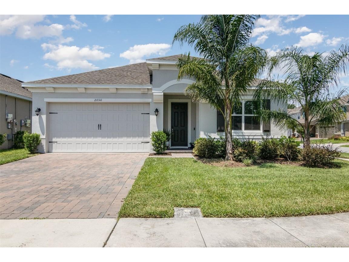 2050 Sola Vista Avenue Saint Cloud FL 34771 O6132223 image1